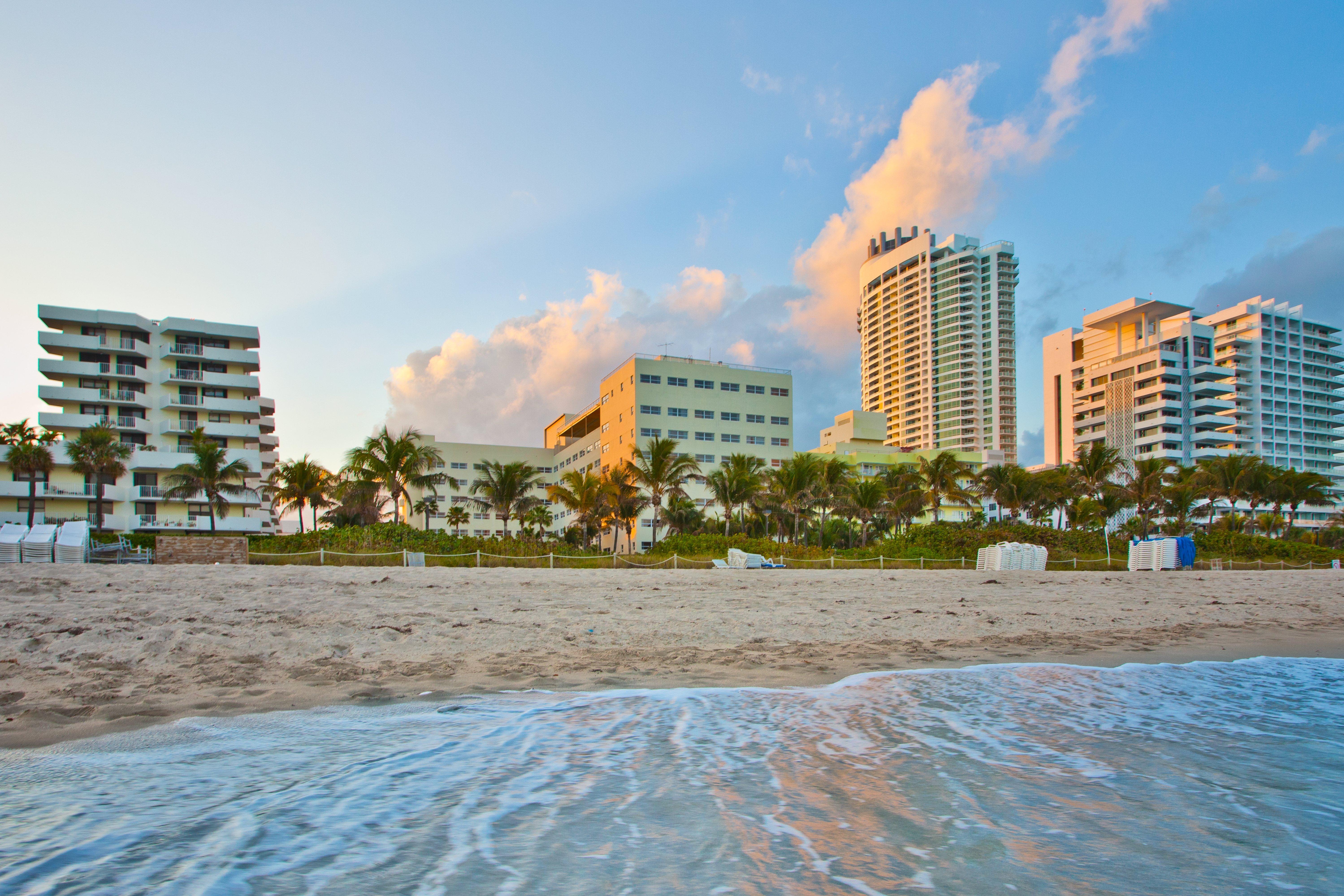 Holiday Inn Miami Beach-Oceanfront, An Ihg Hotel Exterior photo